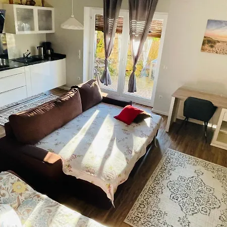 Eine Charmante Wohnung Wartet Auf Sie Alzenau in Unterfranken Exterior photo