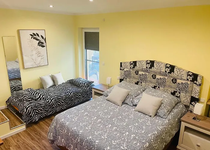 Eine Charmante Wohnung Wartet Auf Sie